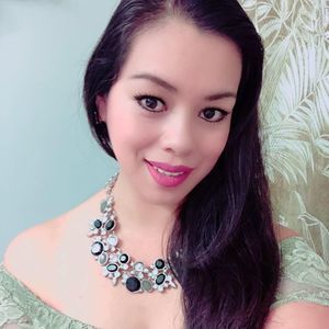 Meet your Posher, Jenny